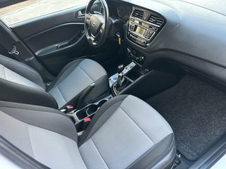 Hyundai i 20 2018 1.2 EDITION PLAY-thumb-13