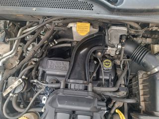 Chrysler PT Cruiser 2004-thumb-13