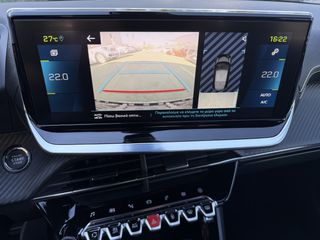 Peugeot 208 2020 GT Line / Ambient light / 136hp / 3D i-Cockpit-thumb-6