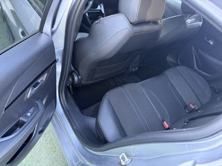 Peugeot 208 2020 GT Line / Ambient light / 136hp / 3D i-Cockpit-thumb-21