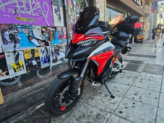 Ducati Multistrada V4 S 2022 Performance