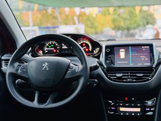 Peugeot 208 2017 1.2 PURETECH 110 GTI LINE PANORAMA FULL EXTRA..!!-thumb-14