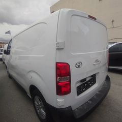 Toyota Proace 2016-thumb-2