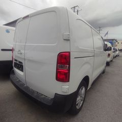 Toyota Proace 2016-thumb-3