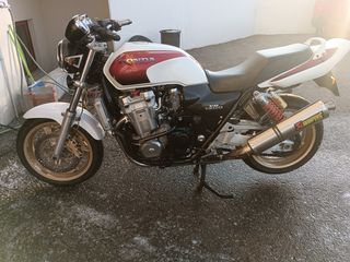 Honda CB 1300 2002 SUPER FOUR-thumb-3