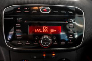 Fiat Punto 2014 STREET-A/C-EURO6-thumb-17