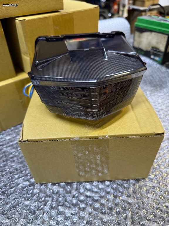 Φανάρι πίσω Stop φιμέ LED με ενσωματωμένα φλας TDM 900