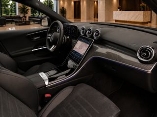 Mercedes-Benz C 200 2022 AMG PACK,19,NIGHT PACK,LONG DISPLAY,FULL SERVICE,ALCANTARA-thumb-4