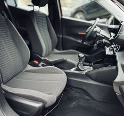 Peugeot 2008 2020 BlueHDi 100 S&S Active 1.5-thumb-8
