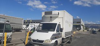 Ψυγείο Mercedes-Benz 2004 sprinter