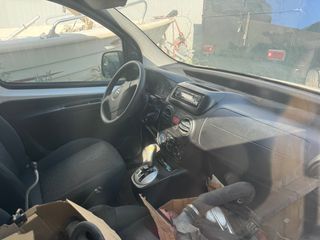 Citroen Nemo 2012 1.3 DIESEL EURO 5-thumb-2