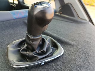 Πόμολο λεβιέ ταχυτήτων Corsa D /E