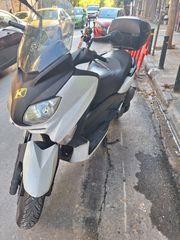 Yamaha X-MAX 250 2011