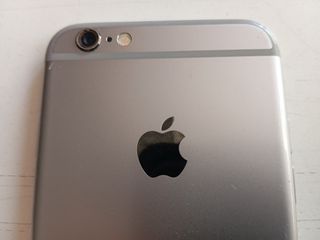 2 iPhone , ΑΣΠΡΟ 0682 & ΑΣΗΜΙ S METΑΧΕΙΡΙΣΜΕΝΑ-thumb-11