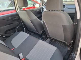 Fiat Punto 2018-thumb-2