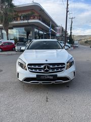 Mercedes-Benz GLA 180 2019 URBAN 7G-DCT