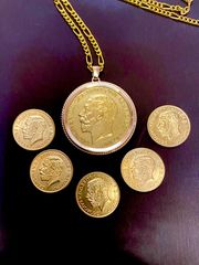 Πεντόλιρο Αγγλίας με στεφάνι και αλυσιδα