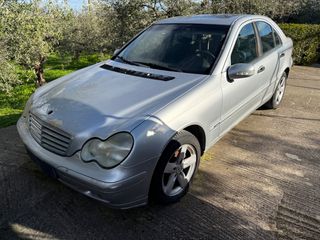 Mercedes-Benz C 200 2001