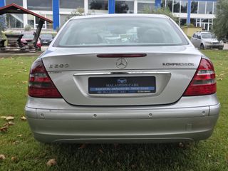 Mercedes-Benz E 200 2005-thumb-3