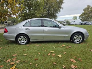 Mercedes-Benz E 200 2005-thumb-8