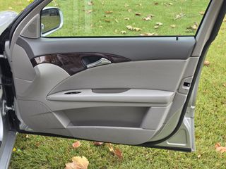 Mercedes-Benz E 200 2005-thumb-11