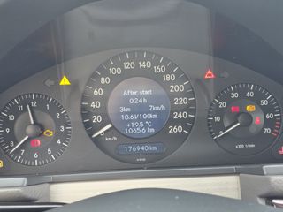 Mercedes-Benz E 200 2005-thumb-30