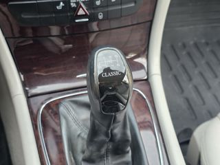 Mercedes-Benz E 200 2005-thumb-34