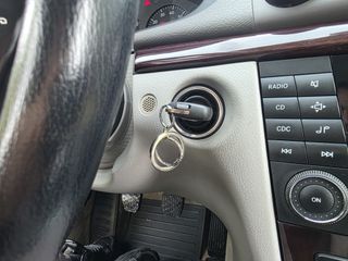 Mercedes-Benz E 200 2005-thumb-35