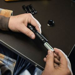 Ledlenser P5R Black Hand flashlight LED-thumb-3