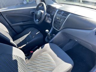 Suzuki Celerio 2016-thumb-3