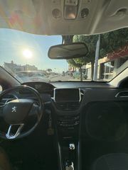 Peugeot 208 2019 1.2 PURETECH 82 ALLURE PANORAMA-thumb-5