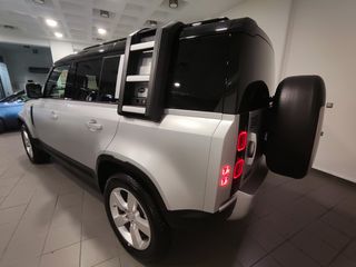 Land Rover Defender 2020 110 FIRST EDITION-thumb-5