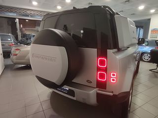 Land Rover Defender 2020 110 FIRST EDITION-thumb-3