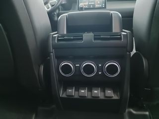 Land Rover Defender 2020 110 FIRST EDITION-thumb-14