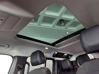 Land Rover Defender 2020 110 FIRST EDITION-thumb-13