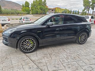 Porsche Cayenne 2021 E-HYBRID-thumb-8