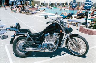 Suzuki Intruder C 1999 INTRUDER 400