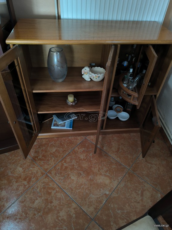 Έπιπλο τηλεόρασης βιτρίνα