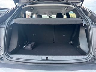 Peugeot 2008 2021 1.5 BLUEHDI 130 ALLURE EAT8-thumb-43