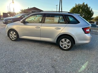 Skoda Fabia 2016-thumb-2