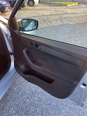 Skoda Fabia 2016-thumb-17