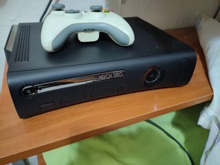 ΠΩΛΕΙΤΑΙ ΧΟΧ 360 + 22 ΠΑΙΧΝΙΔΙΑ