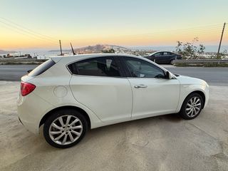Alfa Romeo Giulietta 2015 1.6 JTDM 16V SUPER-thumb-3
