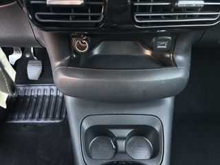 Citroen C4 Cactus 2019 1.2 e-THP Feel-thumb-19