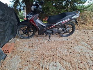 Honda Supra 125 X 2015 HELMIN