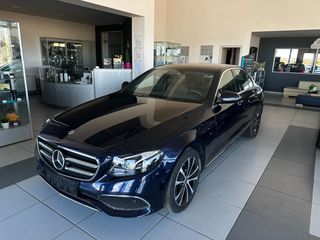 Mercedes-Benz E 300 2020 E 300 de SEDAN
