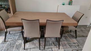 ΤΡΑΠΕΖΑΡΙΑ ΜΟΝΑΣΤΗΡΙΑΚΟΥ ΤΥΠΟΥ