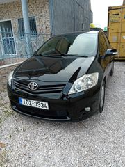Toyota Auris 2010