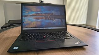 ThinkPad T470s 14" IPS FHD Touchscreen (i5-6300U/12GB/512GB SSD)