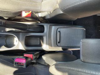 Ford B-Max 2016-thumb-15